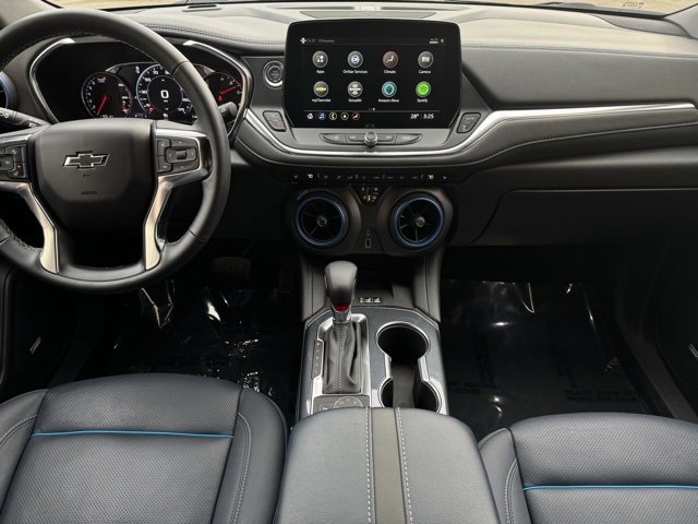 Certified 2024 Chevrolet Blazer RS w/ Driver Confidence II Package image 2