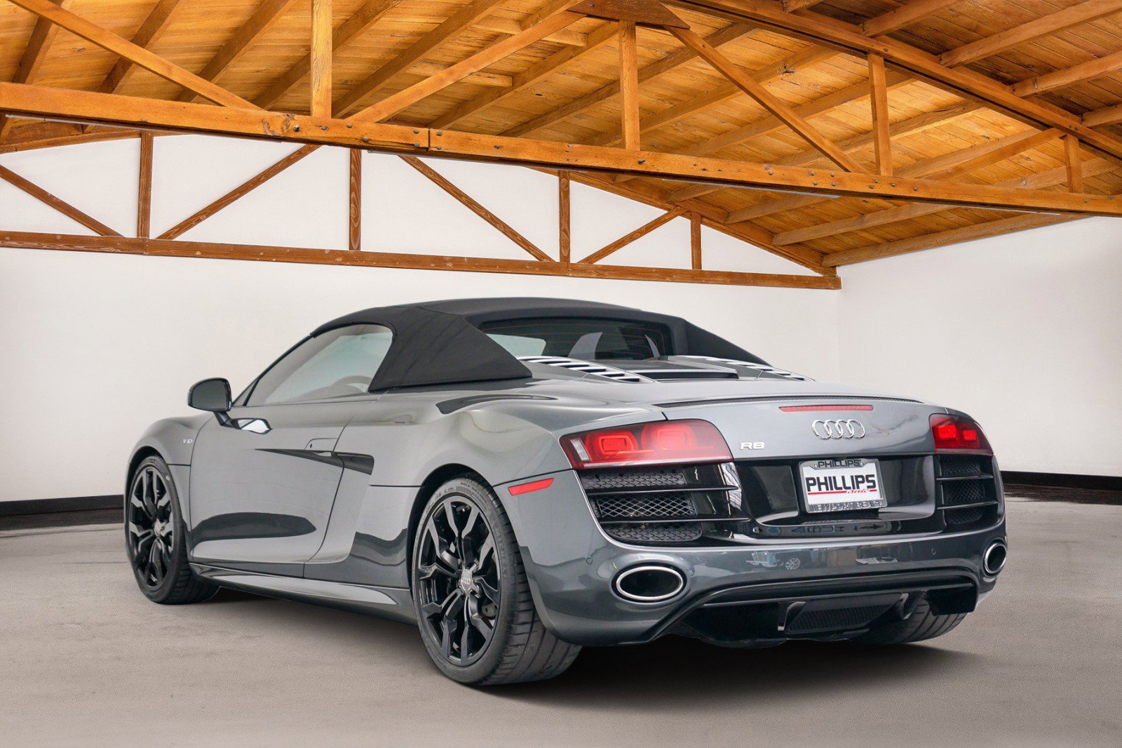 Used 2012 Audi R8 V10 AWD/4WD image 4