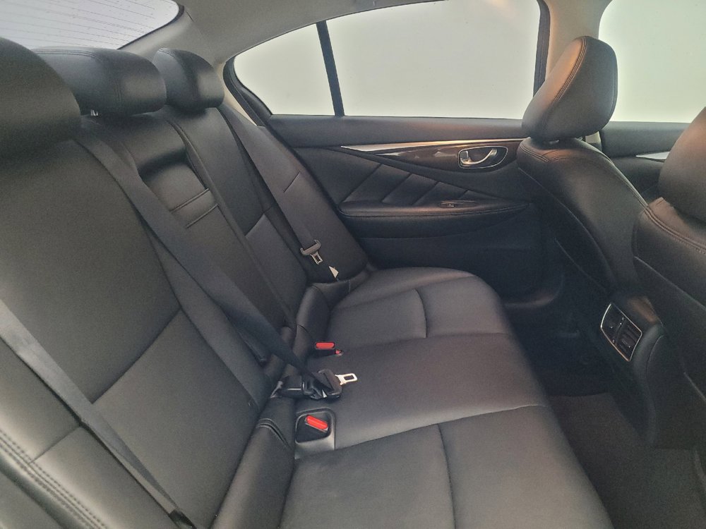 Used 2018 INFINITI Q50 Luxe w/ Essential Package (3.0T Luxe) RWD image 19