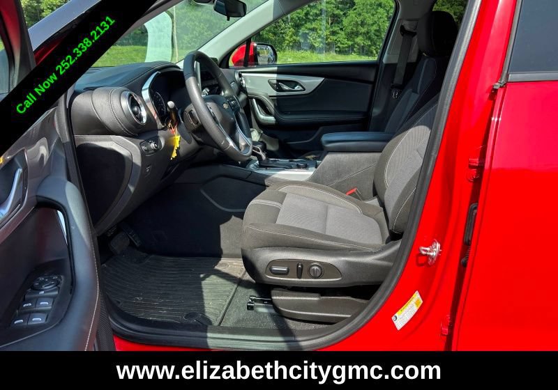 Used 2023 Chevrolet Blazer LT w/ Driver Confidence Package FWD image 4