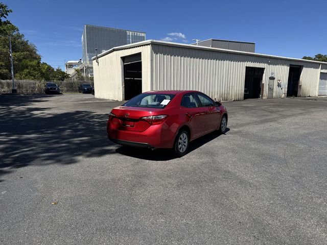 Used 2015 Toyota Corolla LE FWD image 5