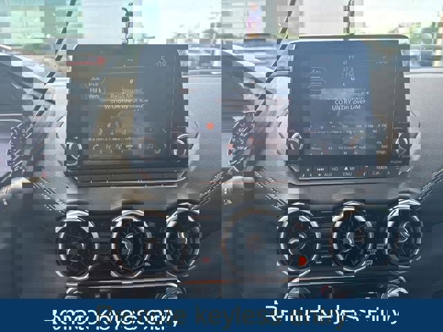 Used 2020 Nissan Sentra SV FWD image 11