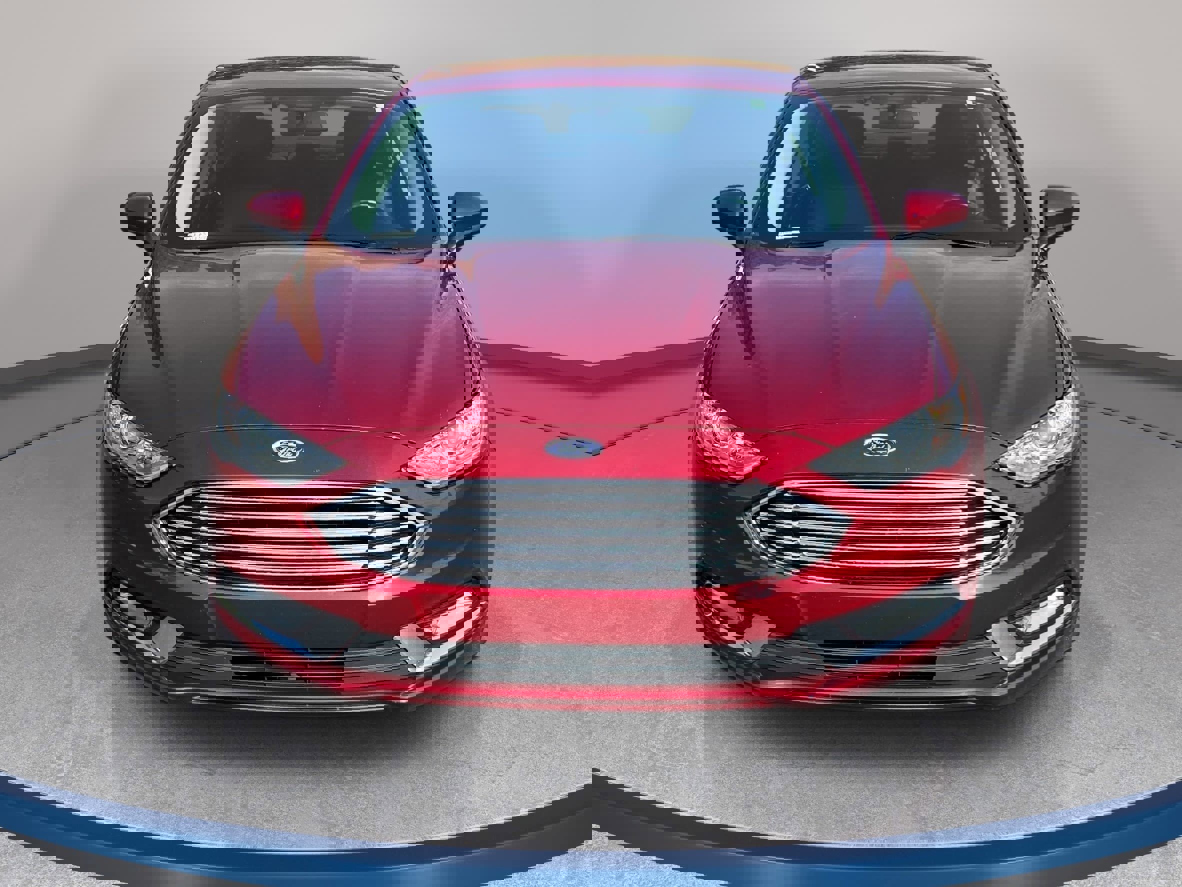 Used 2018 Ford Fusion SE w/ Equipment Group 201A image 2