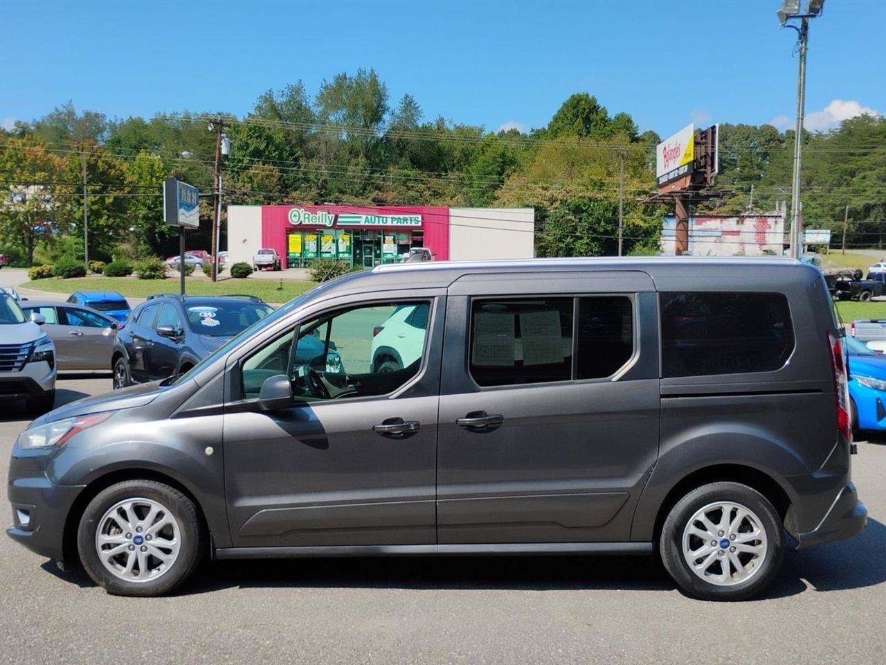 Used 2022 Ford Transit Connect XLT FWD image 8