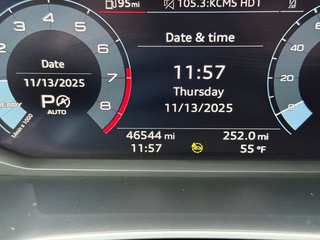 Used 2023 Audi Q3 2.0T Premium image 23