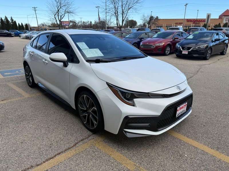 Used 2020 Toyota Corolla SE image 3