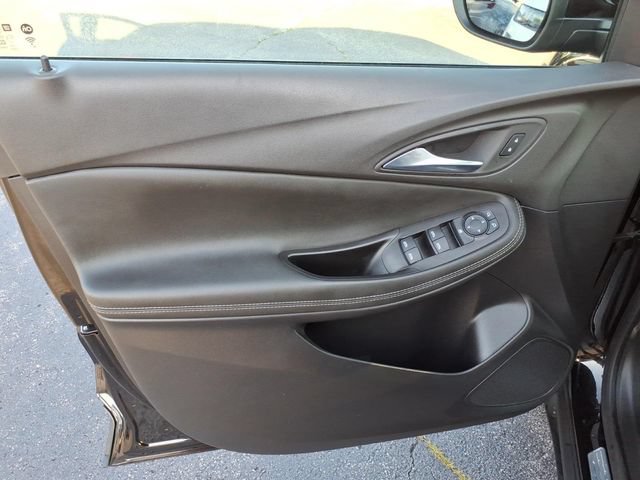 Used 2023 Buick Encore GX Preferred w/ Cold Weather Comfort Package FWD image 26