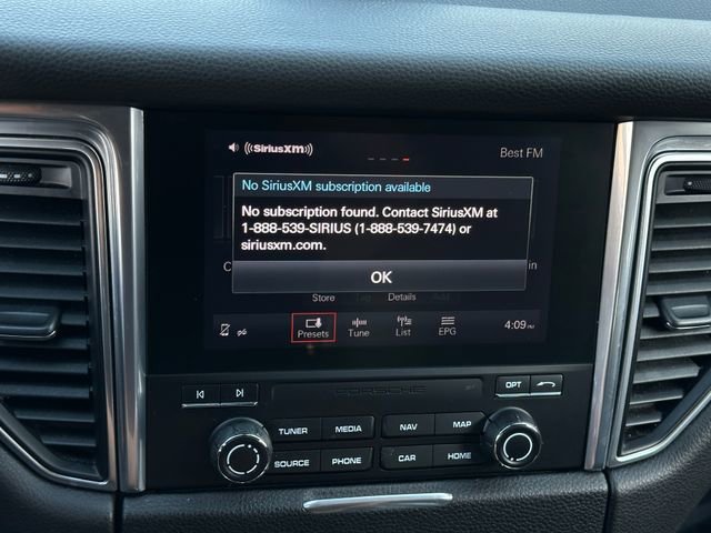 Used 2017 Porsche Macan image 26