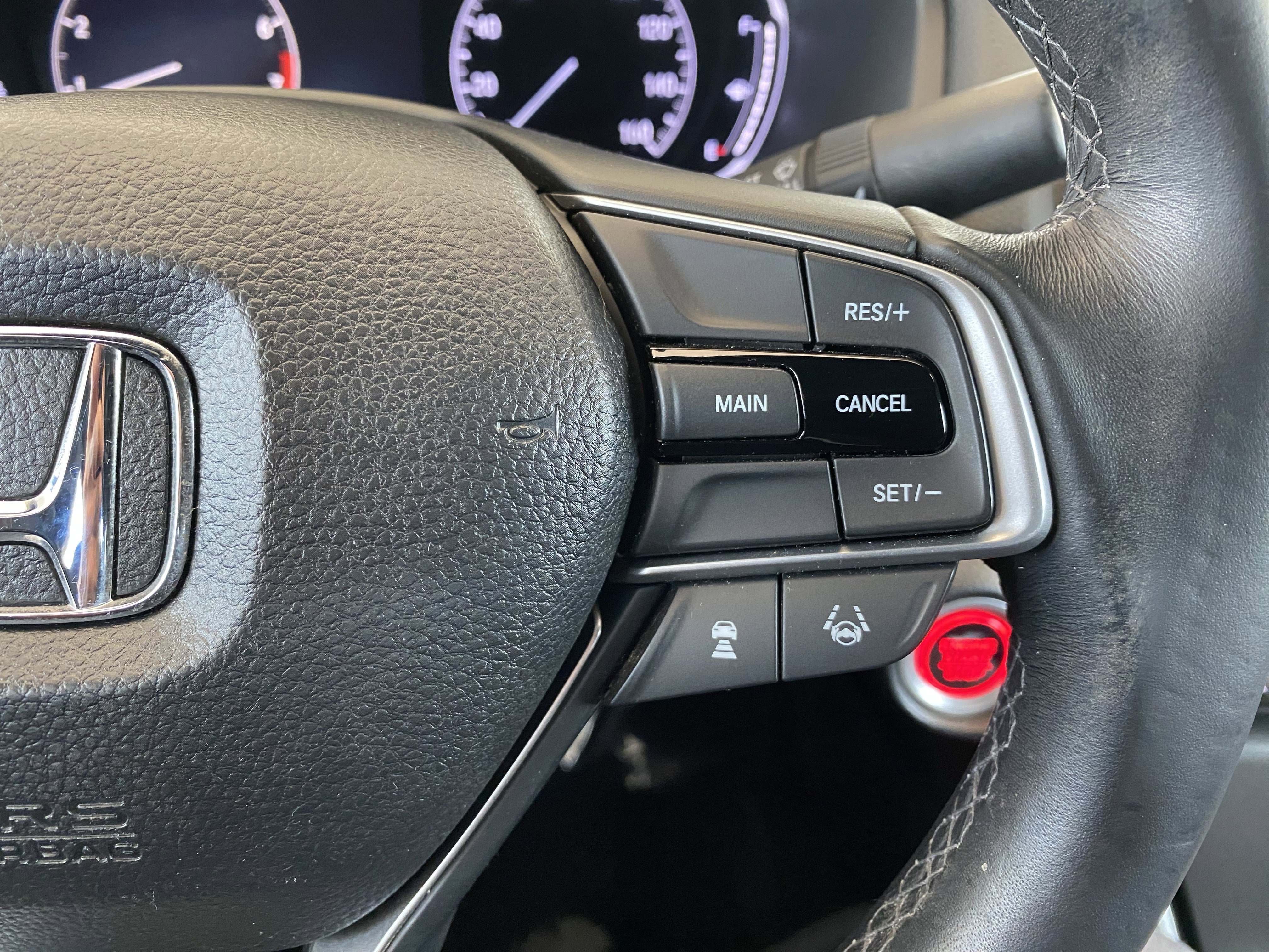 Used 2018 Honda Accord Sport image 7