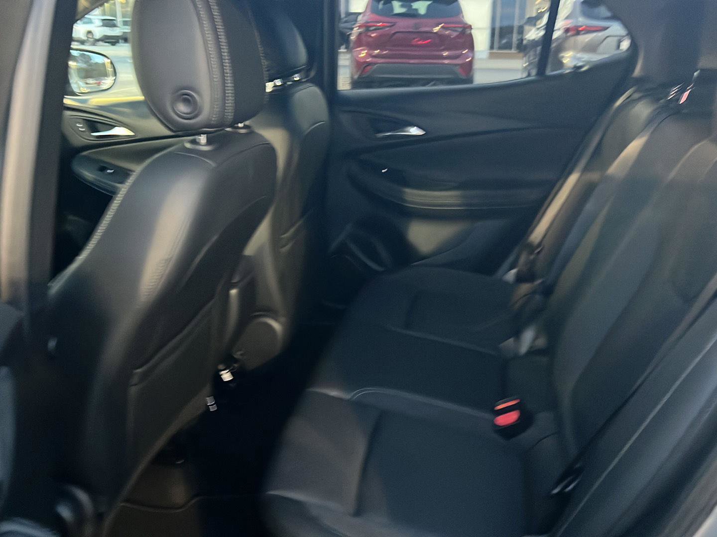 Used 2025 Buick Encore GX Preferred image 11
