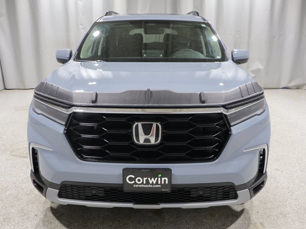 Used 2023 Honda Pilot Touring image 8