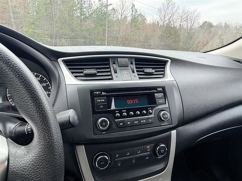 Used 2015 Nissan Sentra S image 24