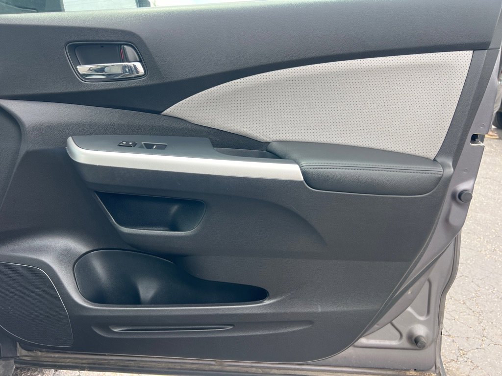 Used 2015 Honda CR-V Touring image 17