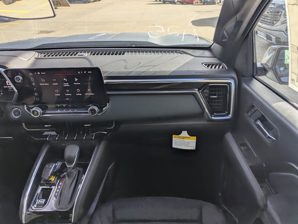 New 2026 GMC Canyon Elevation image 4