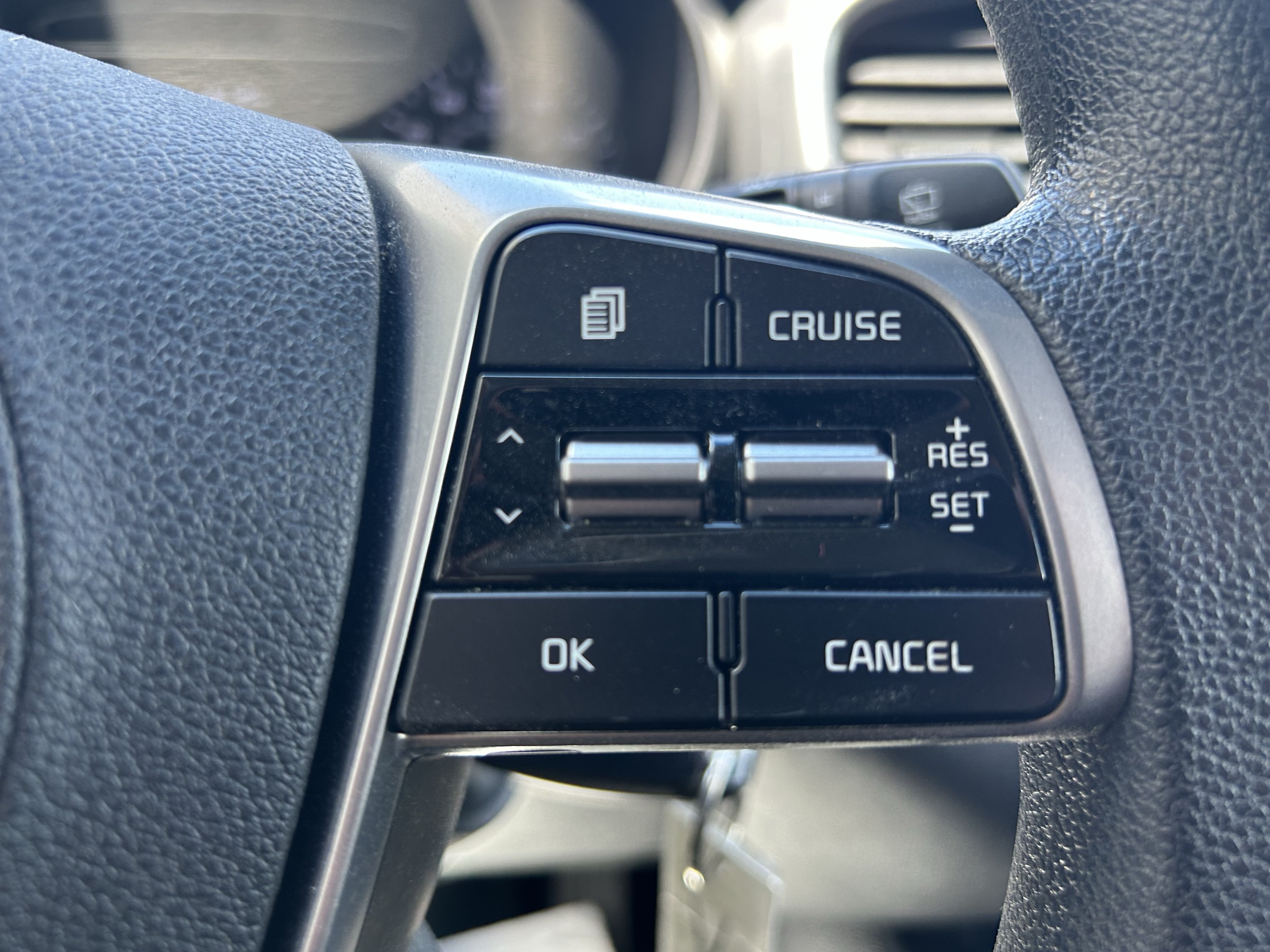 Used 2019 Kia Sorento AWD V6 image 25