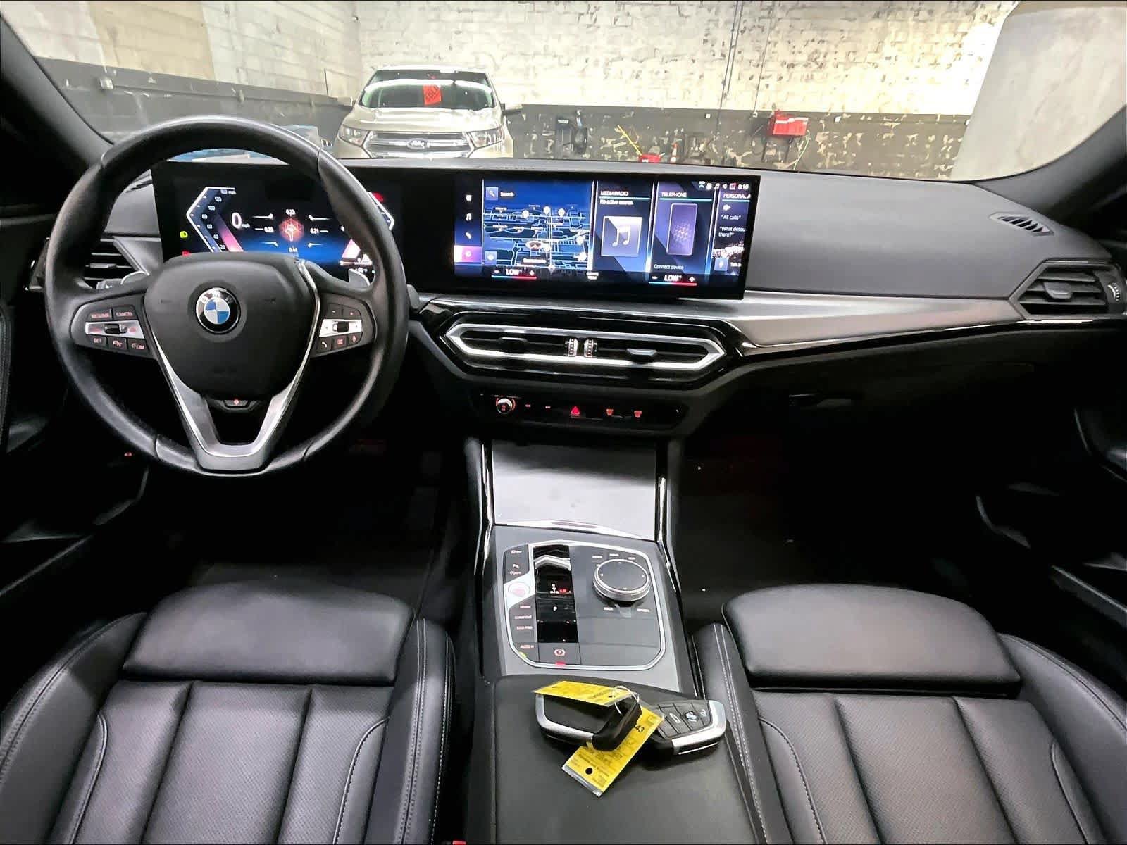 Used 2023 BMW 230i Coupe w/ Convenience Package RWD image 17