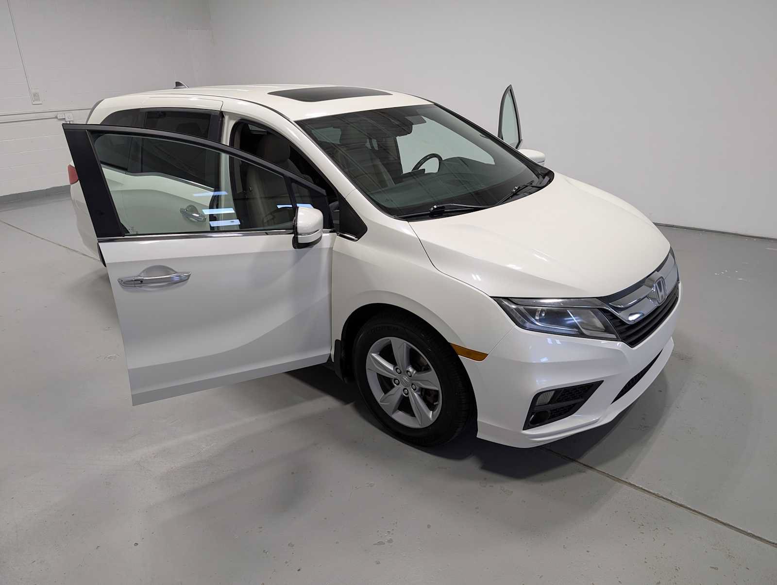 Used 2019 Honda Odyssey EX-L image 16