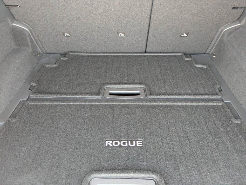 New 2026 Nissan Rogue Platinum AWD/4WD image 24