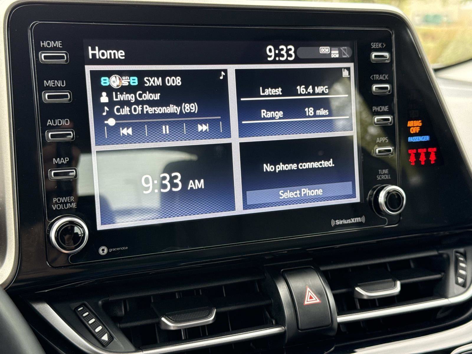 Used 2021 Toyota C-HR Limited image 4