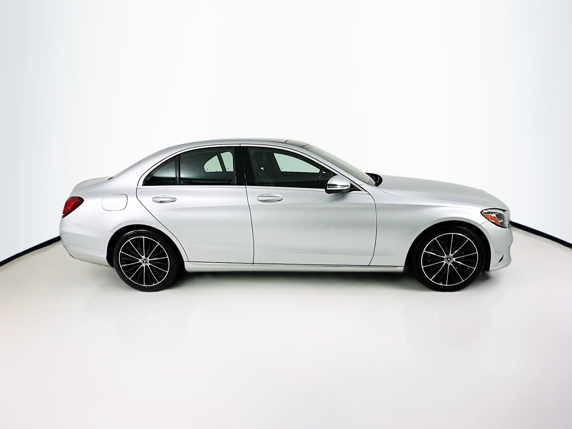 Used 2021 Mercedes-Benz C 300 Sedan image 9