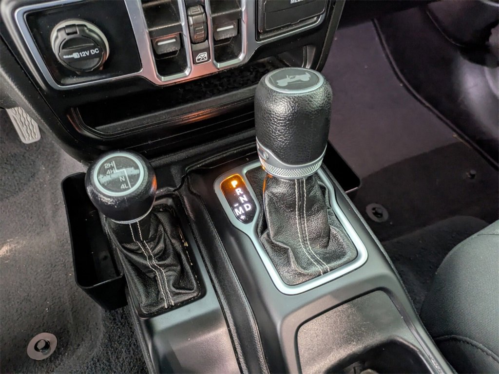 Certified 2020 Jeep Wrangler Unlimited Sahara image 25