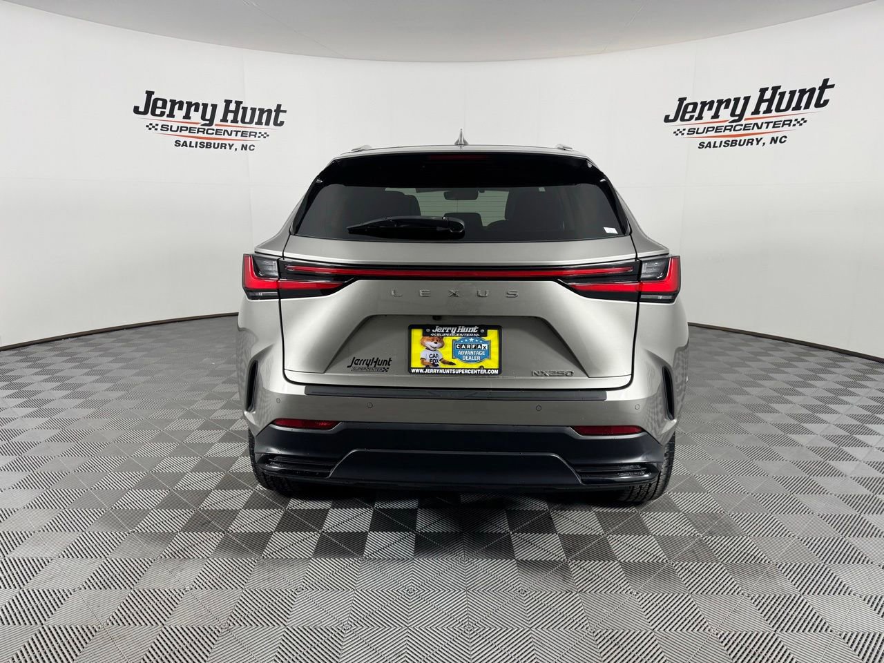 Used 2024 Lexus NX 250 250 Premium image 8