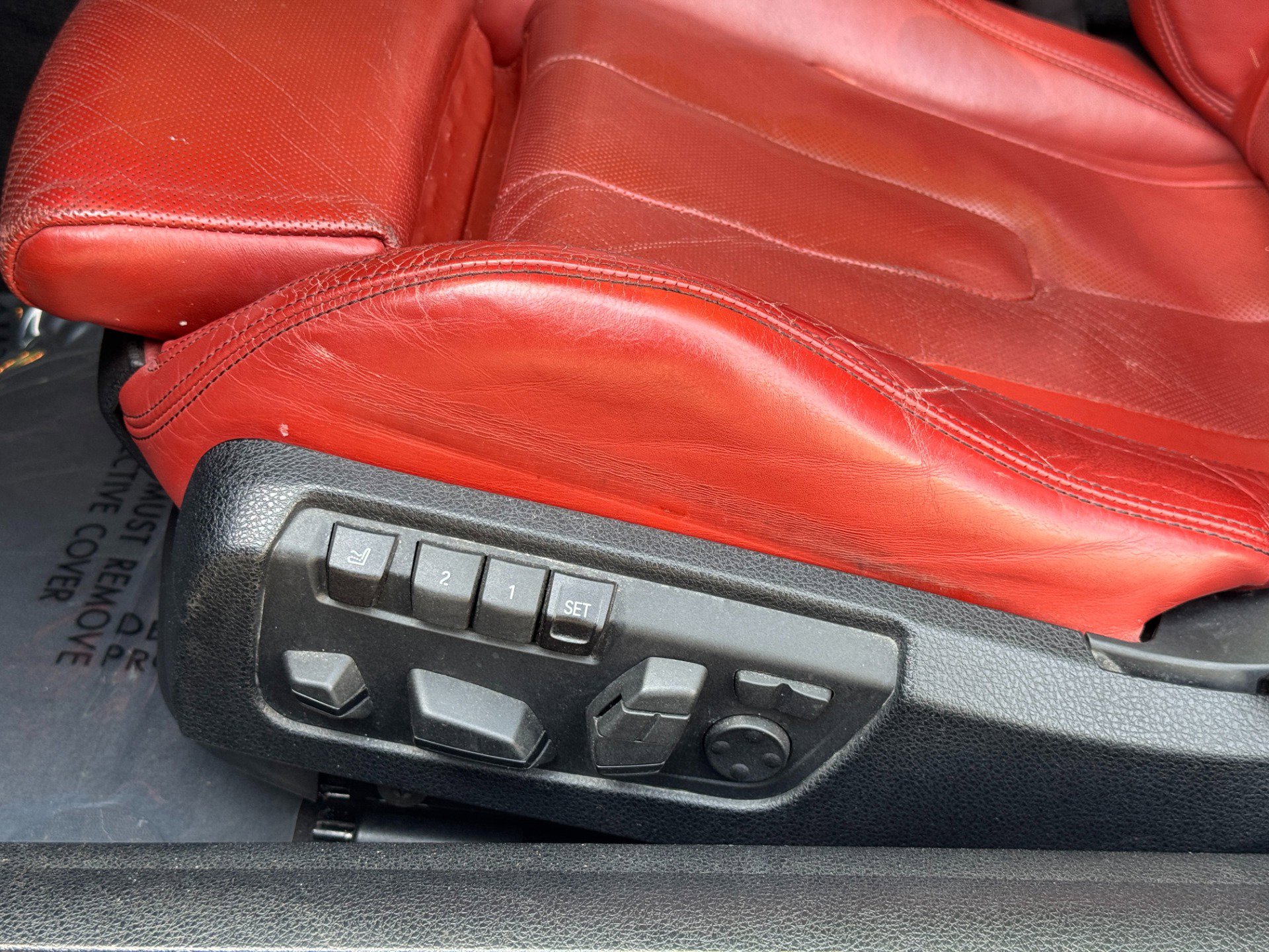 Used 2015 BMW M6 Convertible RWD image 31