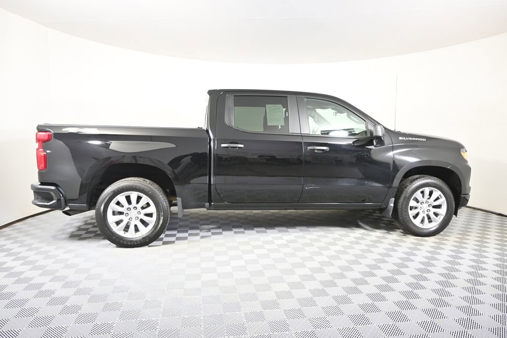 Used 2024 Chevrolet Silverado 1500 Custom AWD/4WD image 8