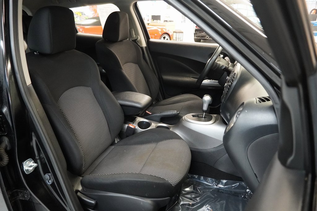 Used 2016 Nissan Juke S image 31