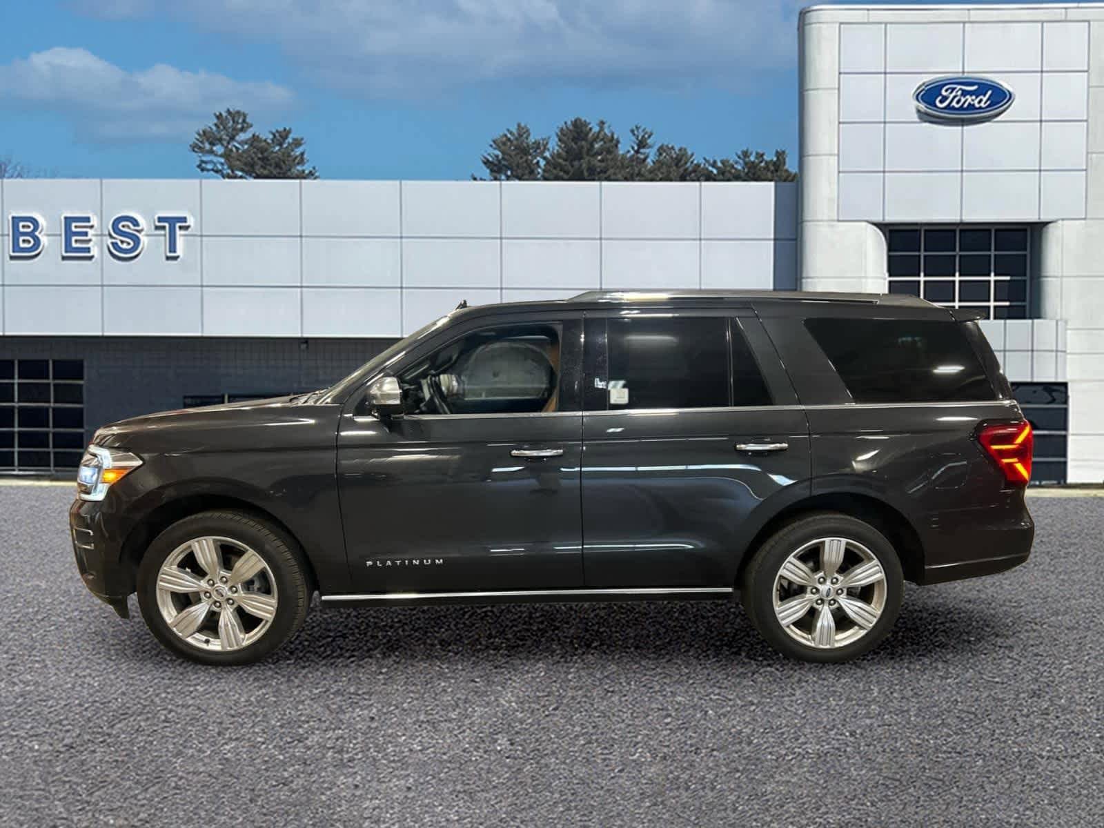 Used 2023 Ford Expedition Platinum