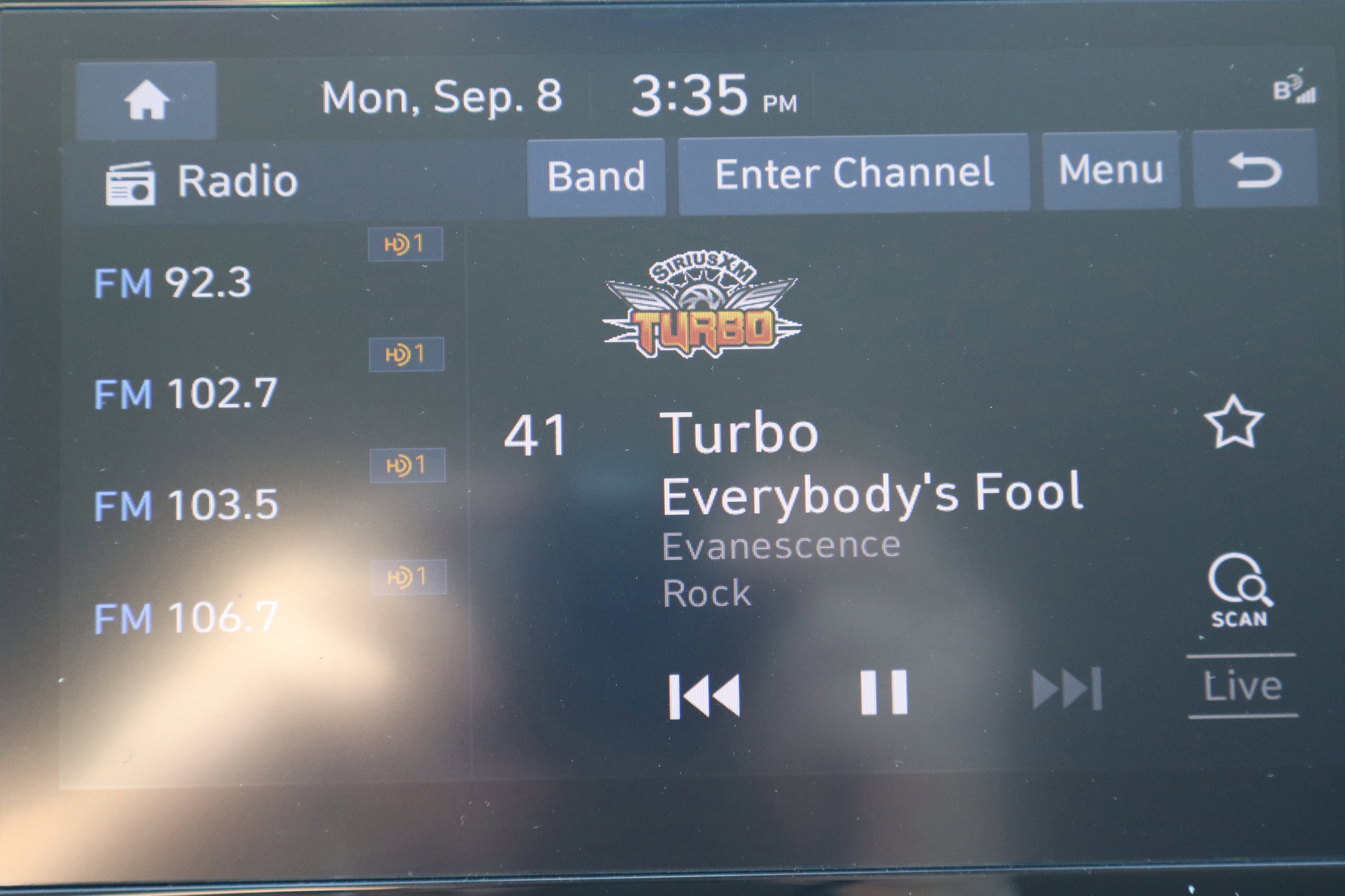 Used 2023 Hyundai Tucson SEL w/ Winter Package image 19