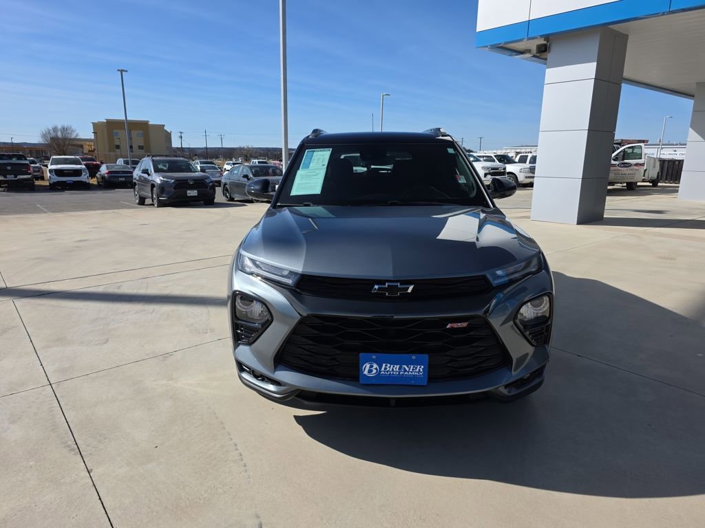 Used 2021 Chevrolet TrailBlazer RS w/ Technology Package image 2