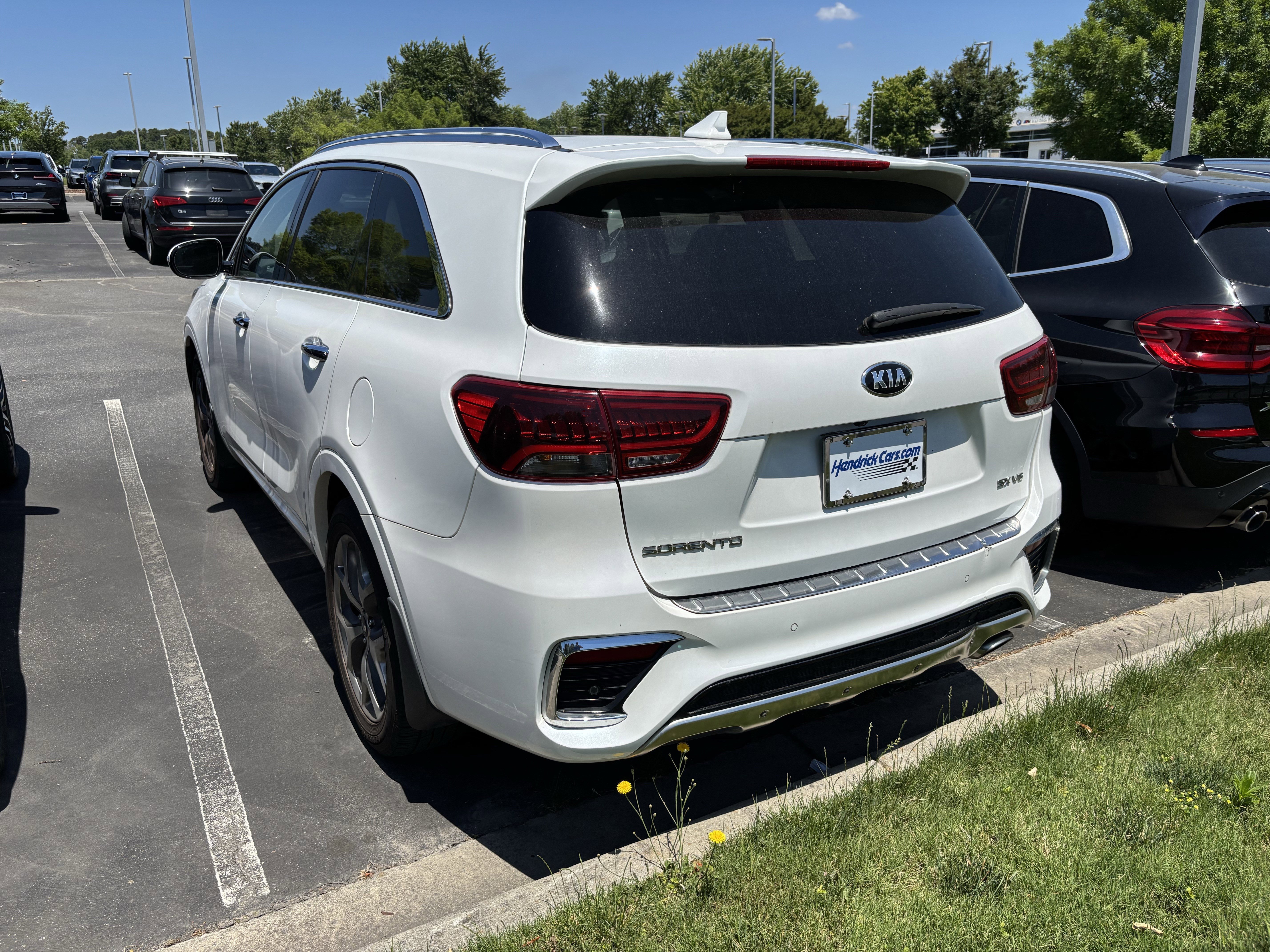 Used 2019 Kia Sorento SX FWD image 15