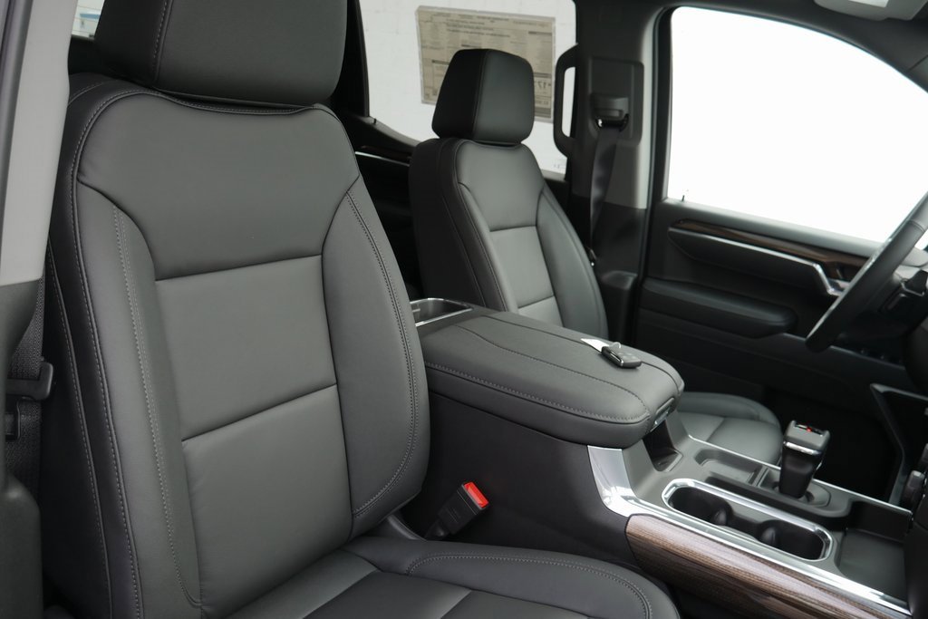 New 2026 Chevrolet Silverado 1500 RST w/ Redline Edition image 24