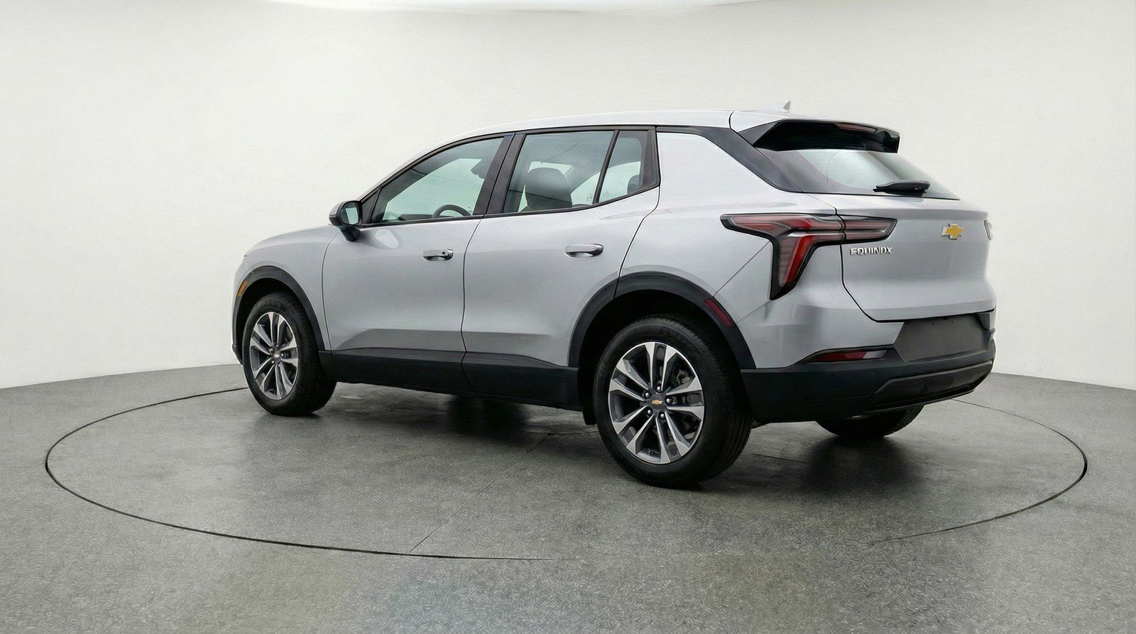 Used 2025 Chevrolet Equinox LT FWD image 6