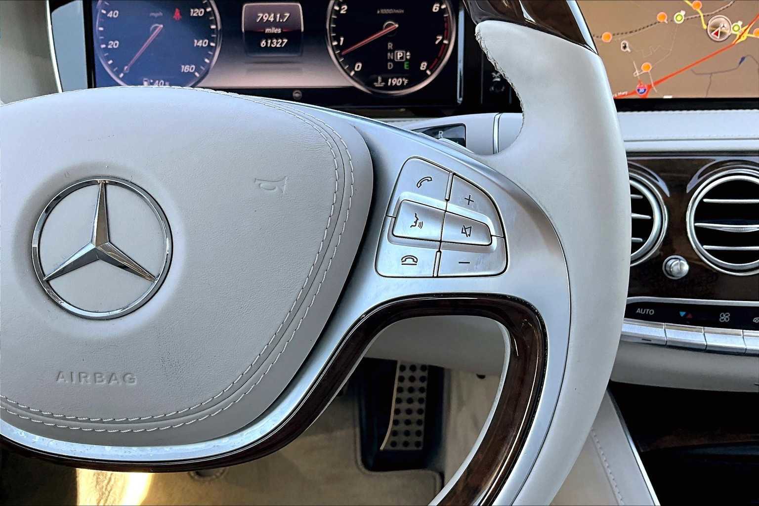 Used 2015 Mercedes-Benz S 550 Sedan image 25