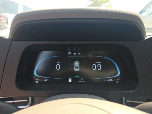 Used 2025 Hyundai Elantra Sport FWD image 15