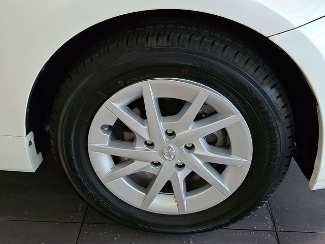 Used 2013 Toyota Prius V Three image 7