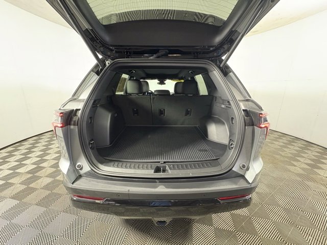 Used 2025 Chevrolet Equinox RS w/ LPO, Floor Liner Package image 20