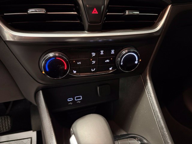 Used 2024 Buick Encore GX Preferred w/ Comfort Package AWD/4WD image 19