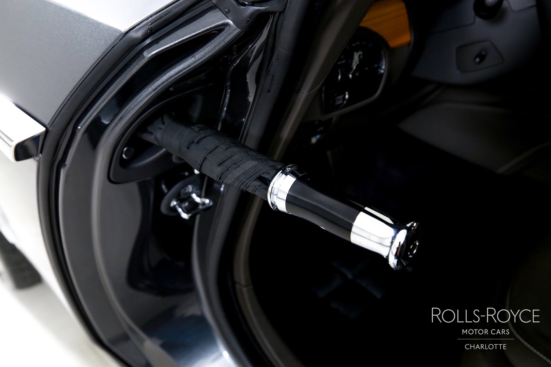 Certified 2025 Rolls-Royce Spectre w/ Spectre Launch Package image 17