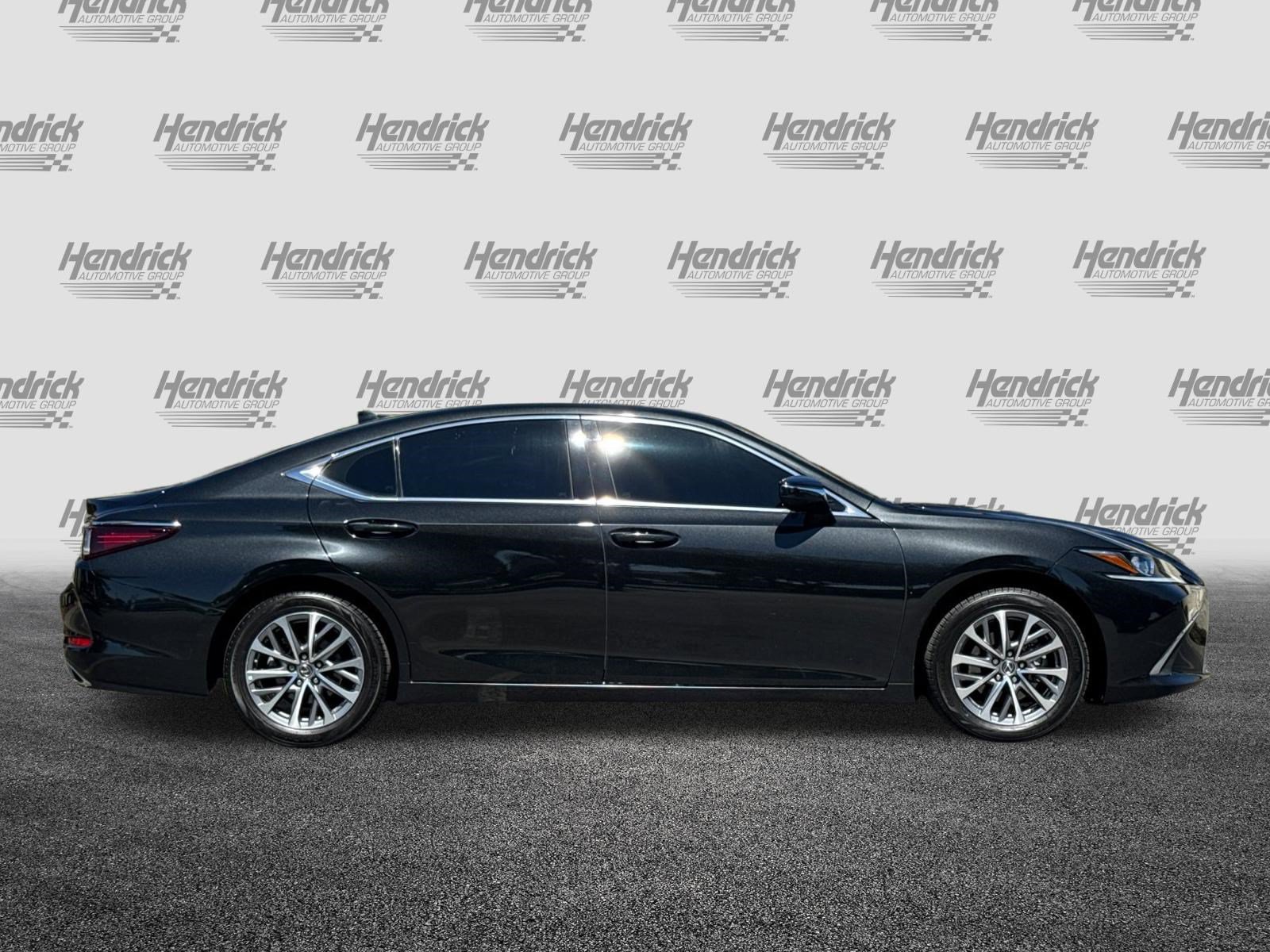Used 2024 Lexus ES 350 w/ Accessory Package (Z1) FWD image 3