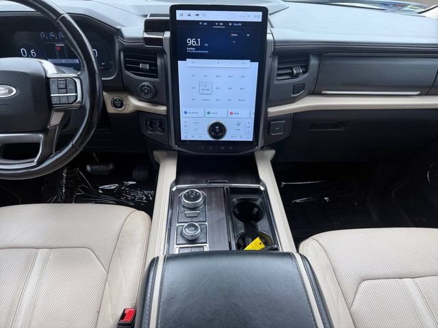 Used 2022 Ford Expedition Max Platinum AWD/4WD image 4