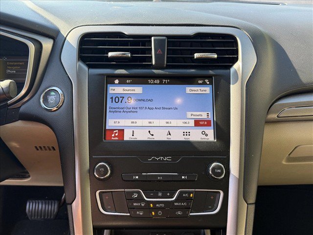 Used 2019 Ford Fusion SE FWD image 20
