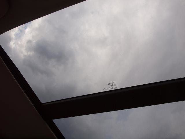 Used 2014 Jeep Grand Cherokee Overland AWD/4WD image 14