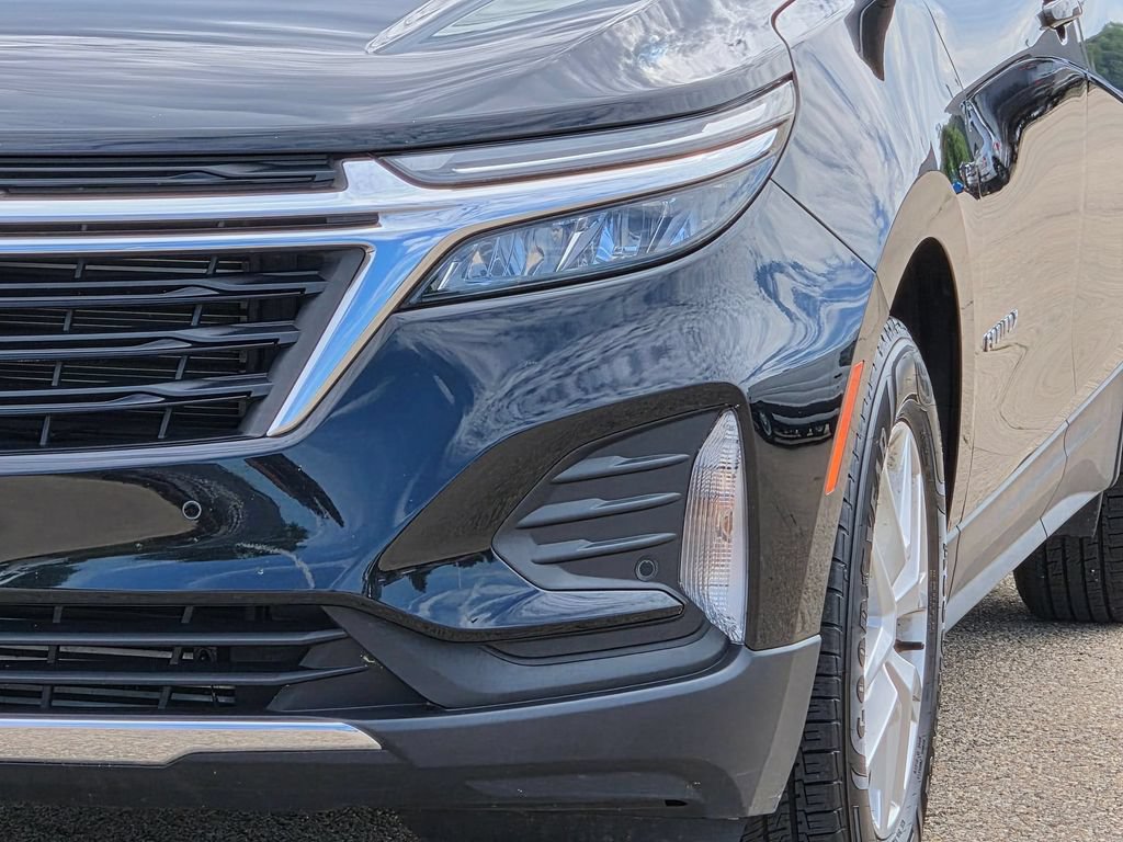 Used 2024 Chevrolet Equinox LT FWD image 9