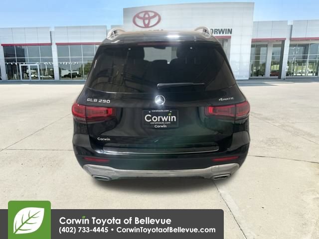 Used 2023 Mercedes-Benz GLB 250 GLB 250 image 4