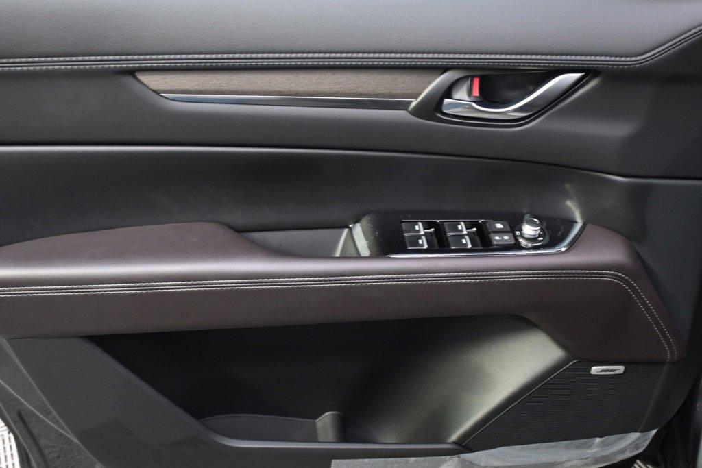 New 2025 MAZDA CX-5 Signature image 22