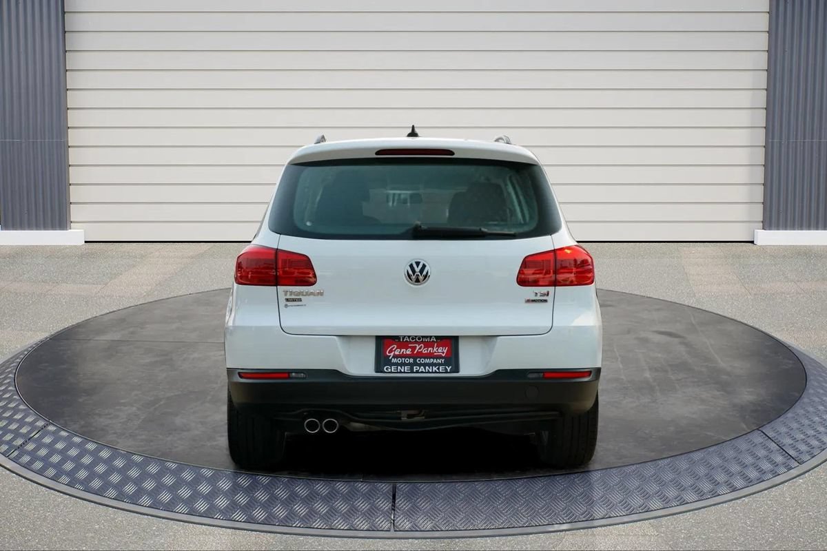 Used 2017 Volkswagen Tiguan Limited w/ Premium Package AWD/4WD image 6