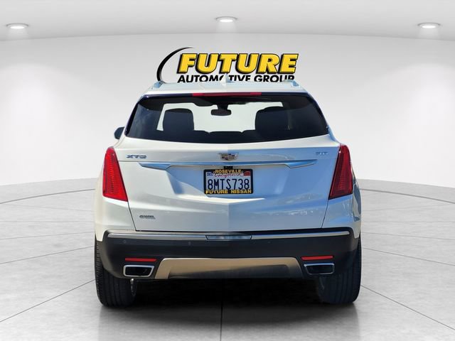 Used 2017 Cadillac XT5 Platinum w/ Driver Assist Package image 8